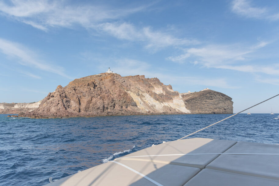 Excursion en catamaran à Santorin